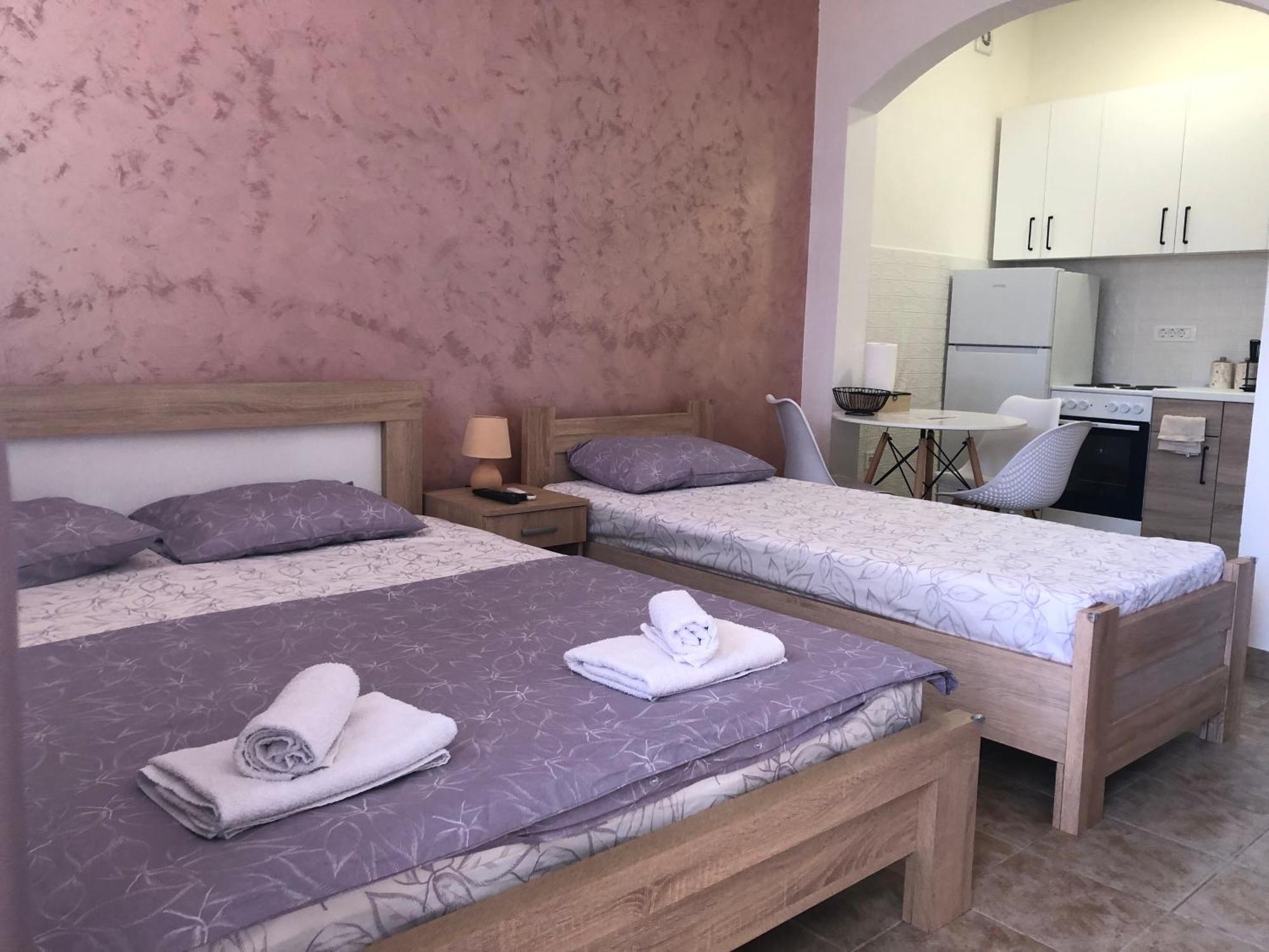 Cmiljanic Apartment *